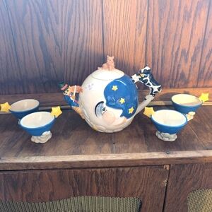 Whimsical Cow Jumped Over The Moon Teapot and Cup Set with Stars